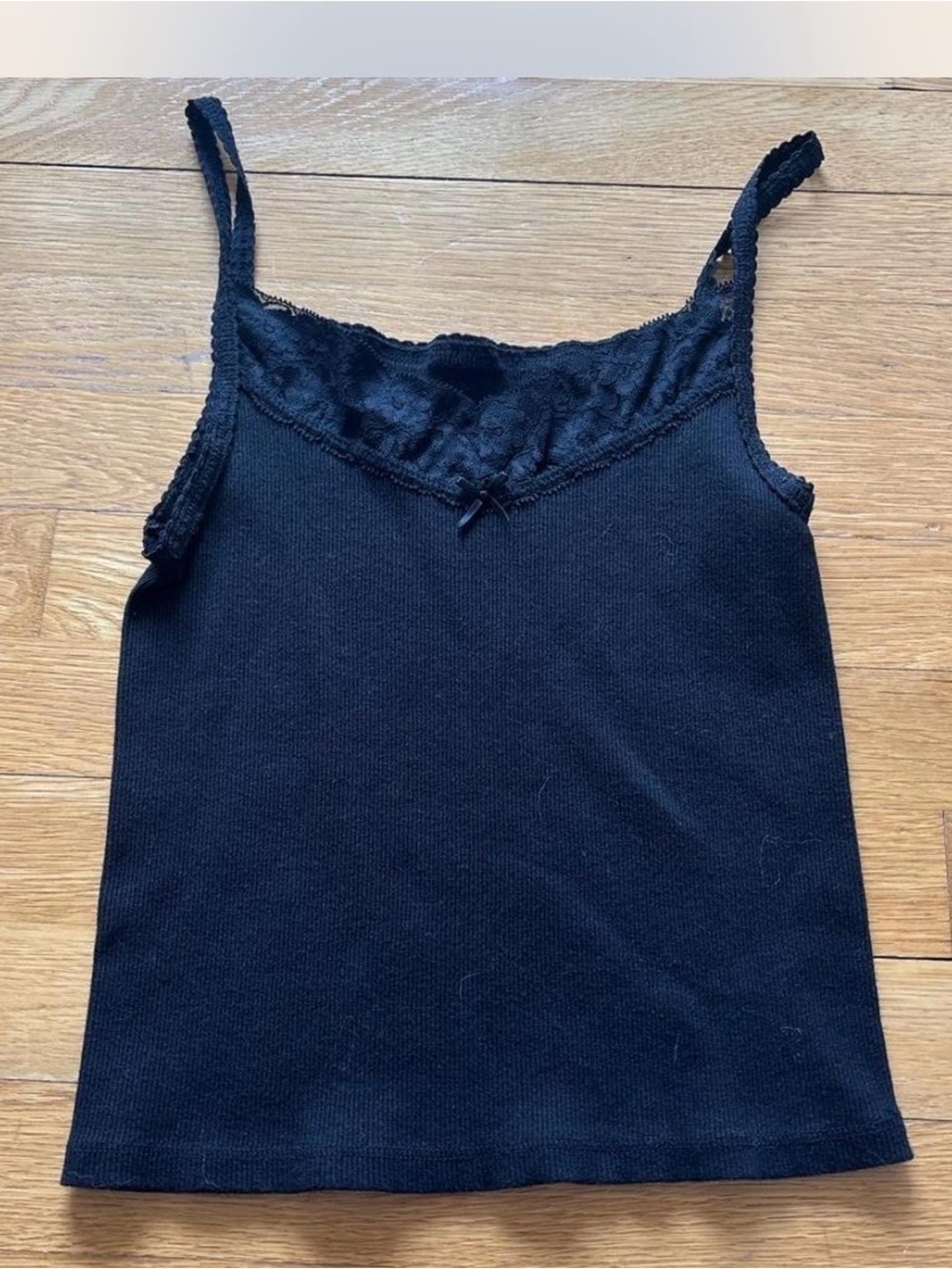 Brandy Melville Black Lace-Trim Camisole Tank Top - Women